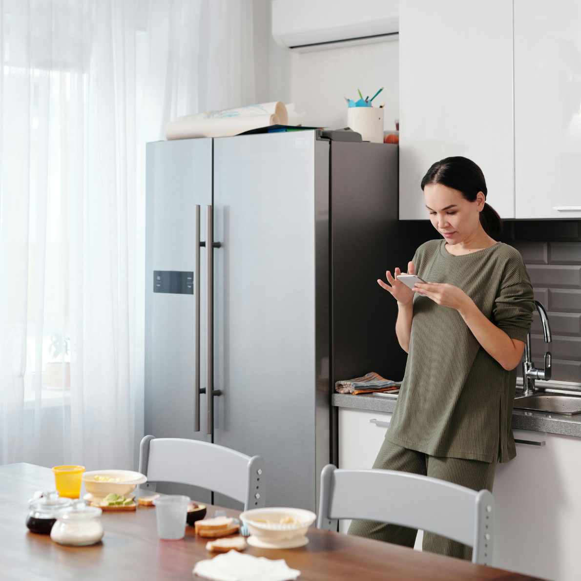 rent-to-own smart fridge, women preparing meals
